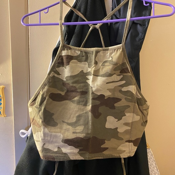 Garage top - Picture 1 of 1